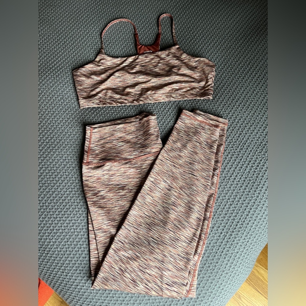 Old Navy active leggings and racerback bra set XL brown space dye